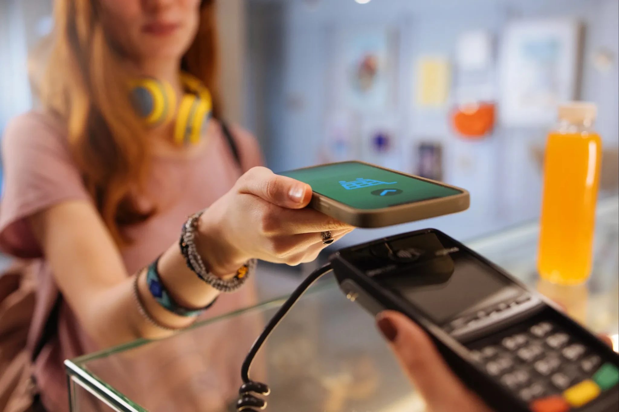 Customer making a contactless payment